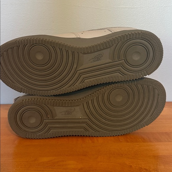 Mens Nike Air Force One Shoes Gray with Orange Size 10.5 - Picture 9 of 9